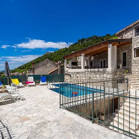 Private Pool - Meditteranean Peace *