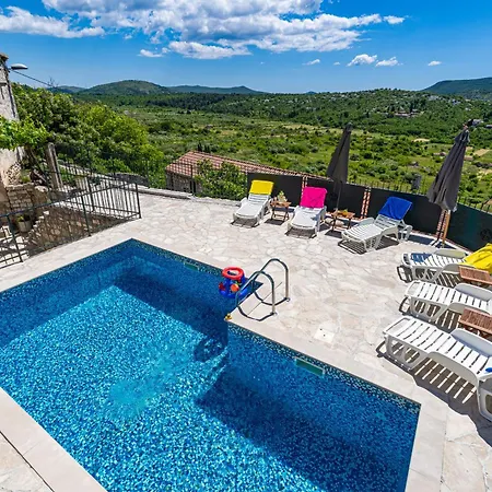 Private Pool - Meditteranean Peace בית נופש