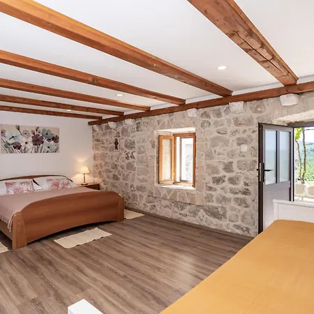 Private Pool - Meditteranean Peace