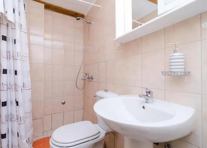 Semesterbostad Private Pool - Meditteranean Peace