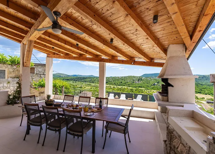 Private Pool - Meditteranean Peace بيت للعطل *