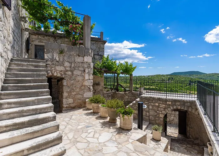 Private Pool - Meditteranean Peace بيت للعطل *