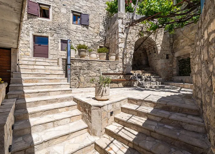 Private Pool - Meditteranean Peace *