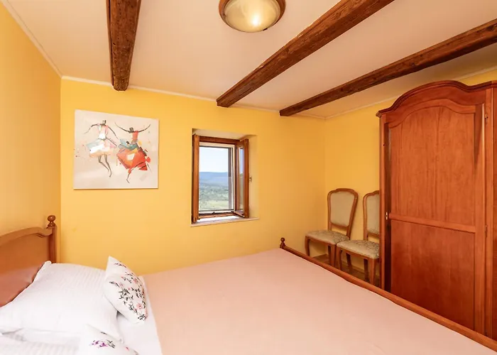 Private Pool - Meditteranean Peace سلانو